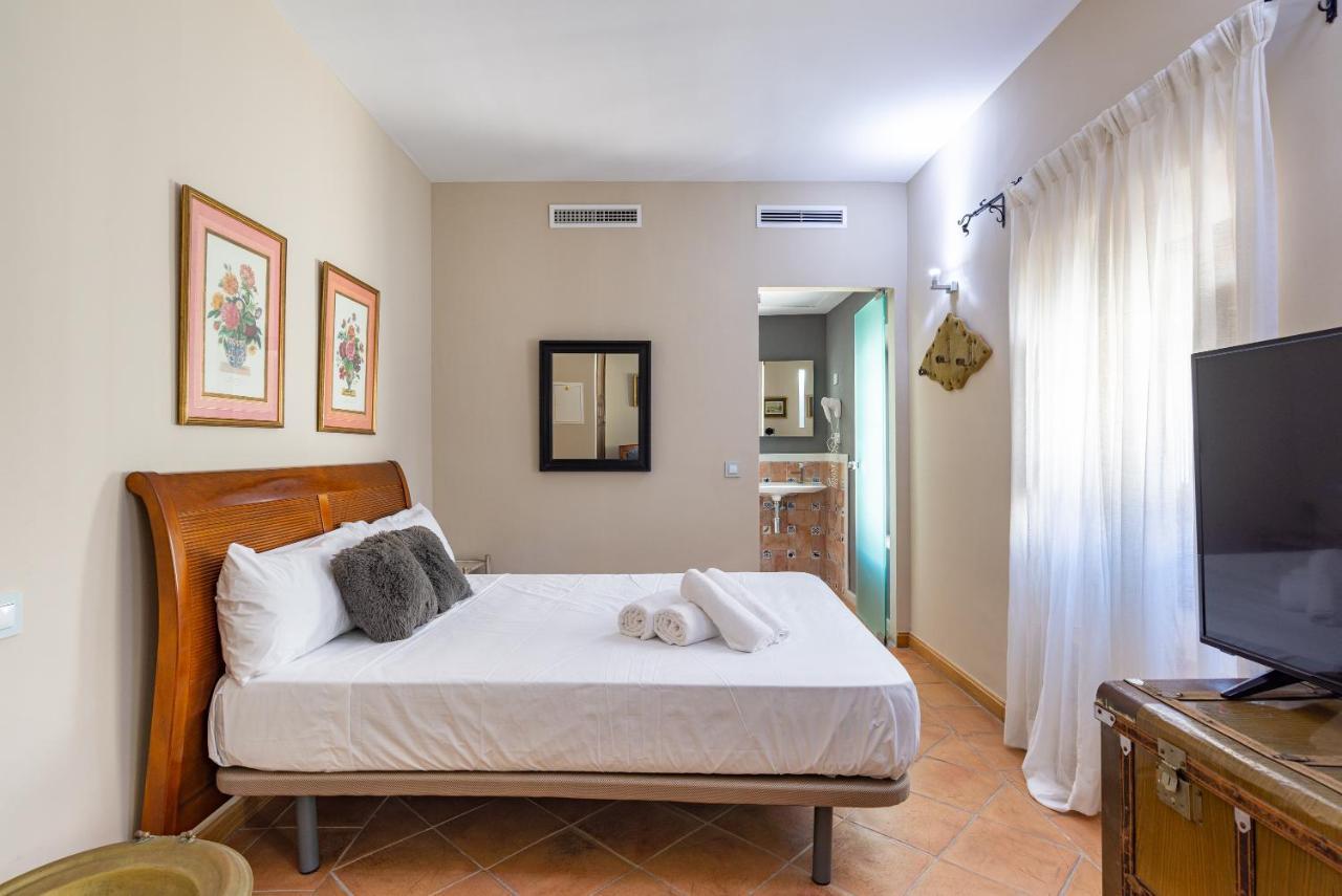 Hotel Albaicin Coín Екстериор снимка