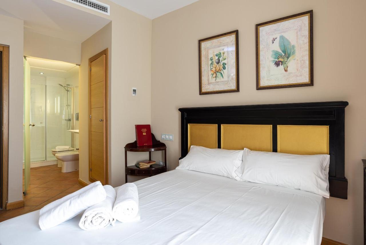 Hotel Albaicin Coín Екстериор снимка